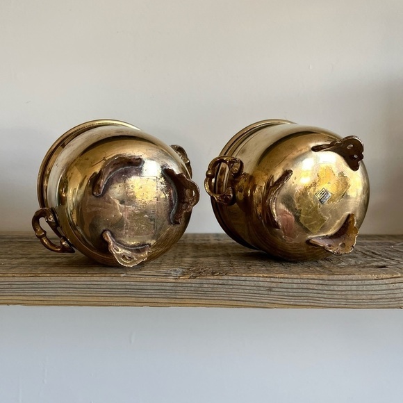 Brass footed jardinea planter pots with handles set of 2 - Picture 3 of 5